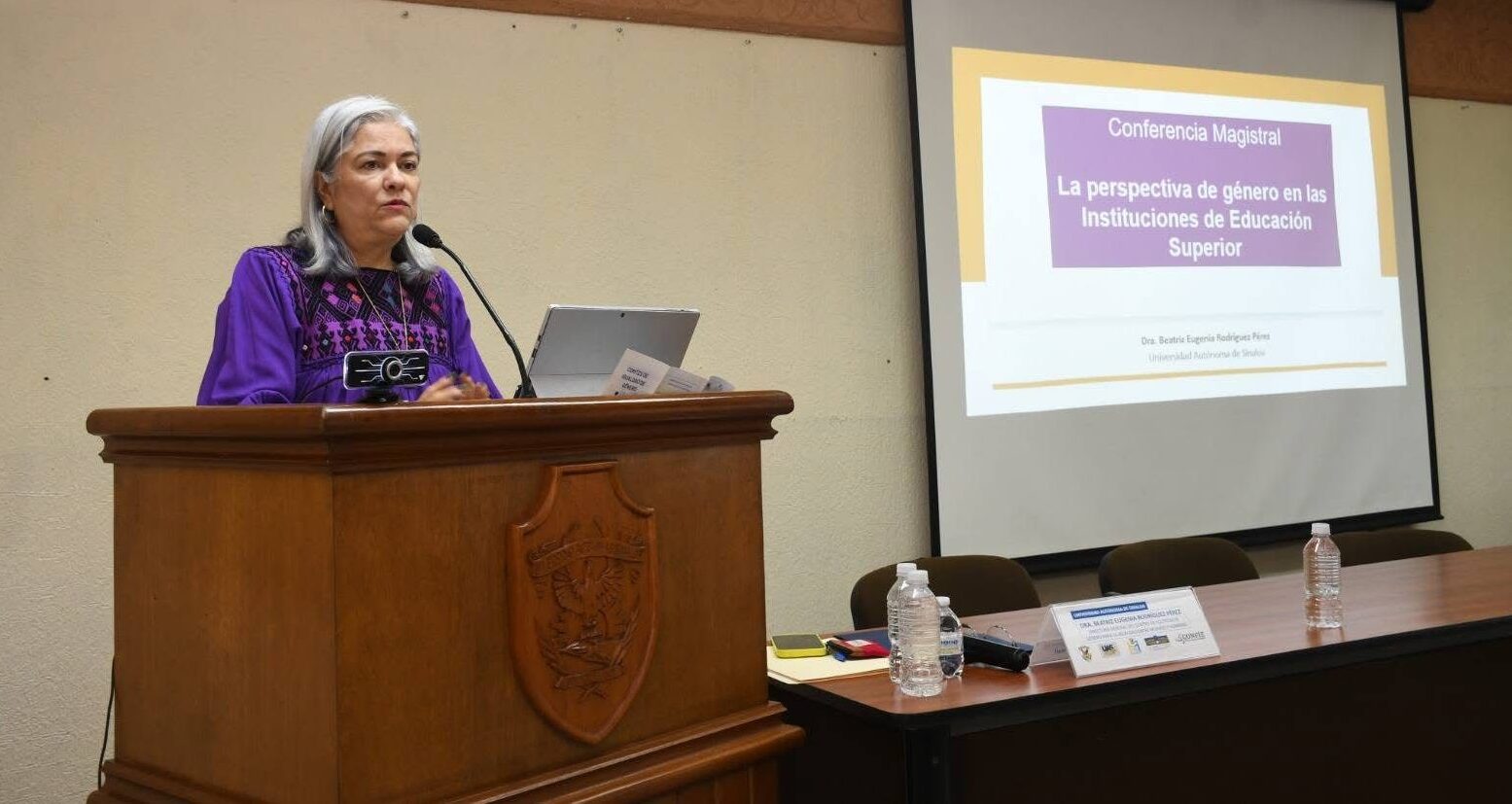 Con el propósito de fomentar la equidad y promover un entorno universitario libre de violencia y discriminación, la Universidad Autónoma de Sinaloa (UAS), a través de su Centro de Políticas de Género para la Igualdad entre Mujeres y Hombres, inauguró el "Encuentro buenas prácticas de género en la Unidad Regional Sur: Transversalizando la Perspectiva de Igualdad".