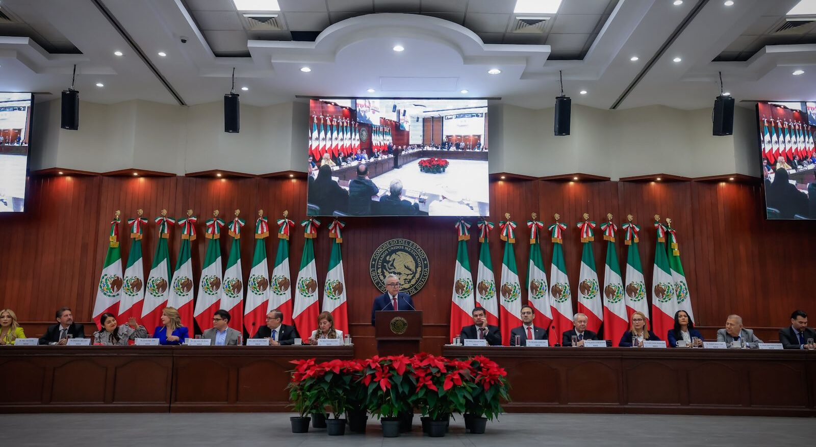 El Ejecutivo estatal destacó el compromiso de las y los legisladores con Sinaloa y su gente.