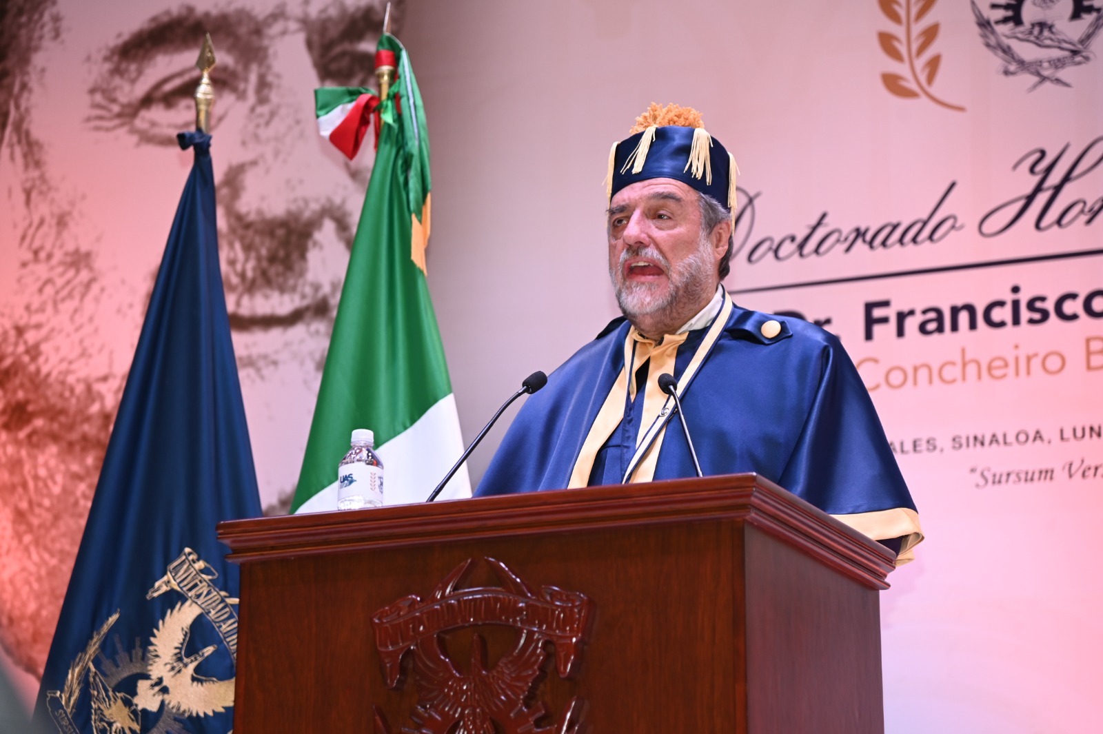 Entrega la UAS el Grado de Doctor Honoris Causa a Luciano Concheiro, reconociendo su aporte académico y científico, así como su labor por la justicia social y la transformación educativa de México