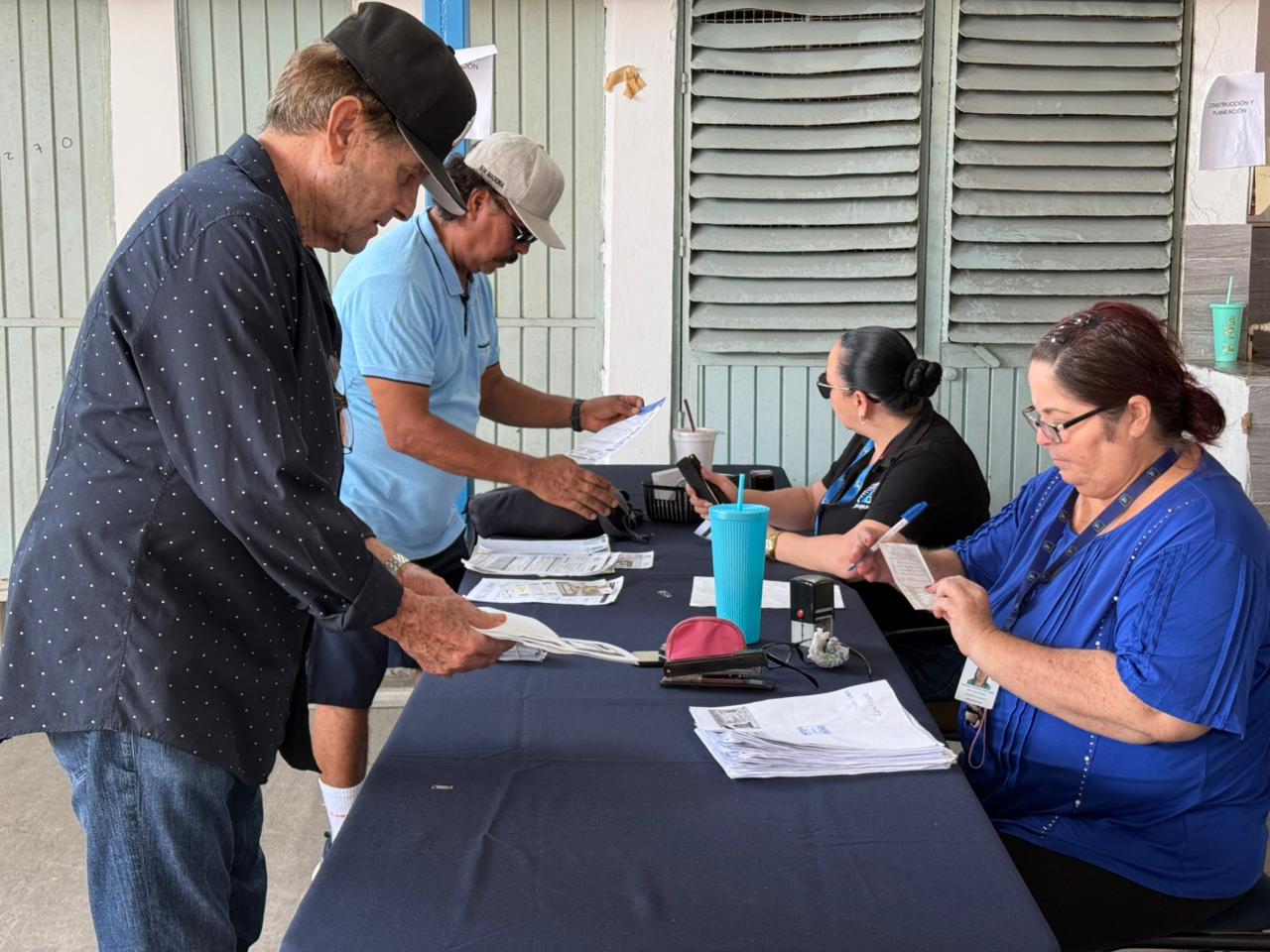 Creen que la historia olvida.
Llama Jumapam  a aprovechar la Tarifa Social.
A Mazatlán le esta yendo bien.
Otro mitote del diputado Pedro Lobo.

