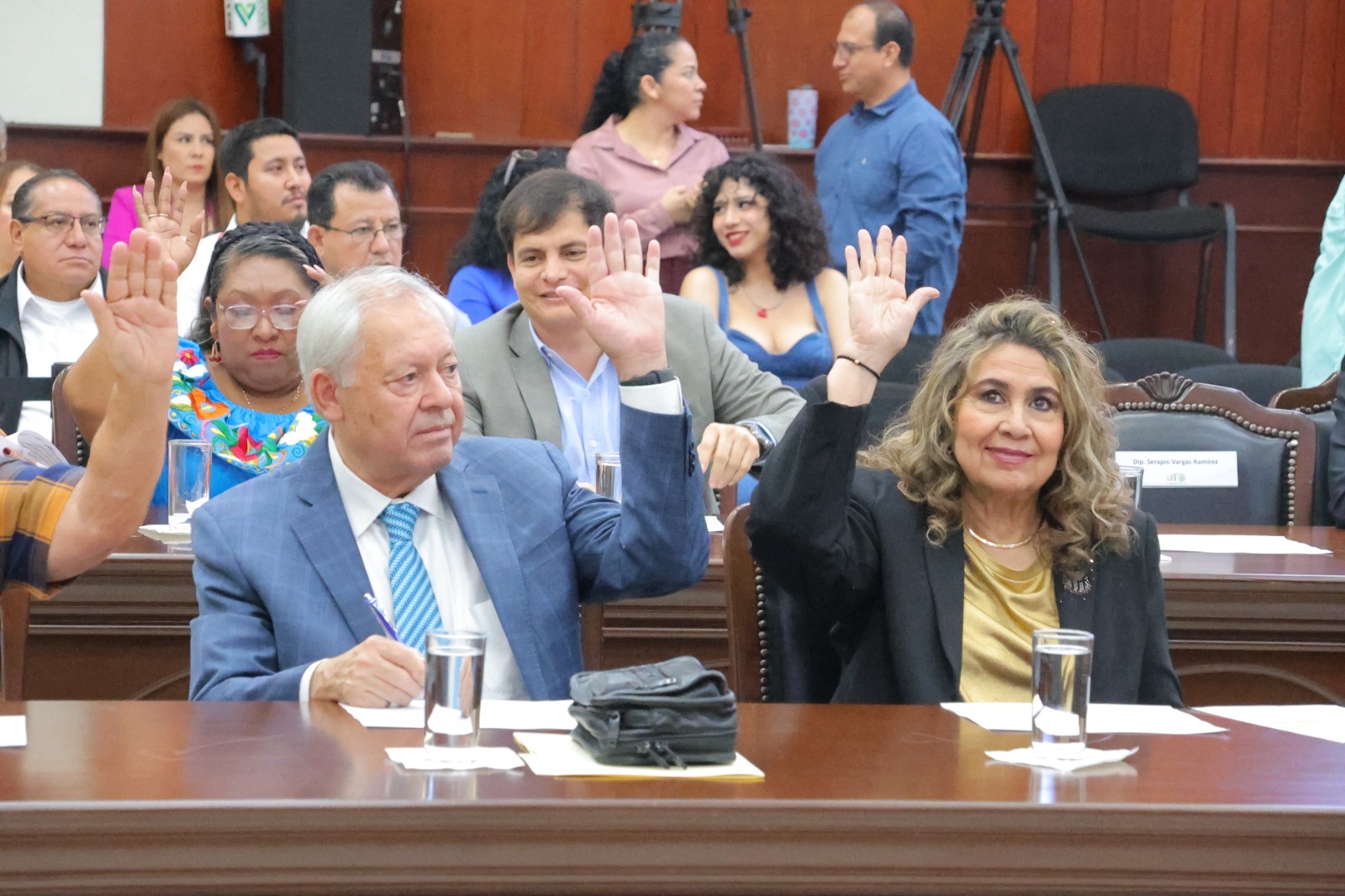 “No se dejen llevar solo por el impulso, una compra informada, es una compra exitosa”: Dip. Angélica Díaz Quiñonez