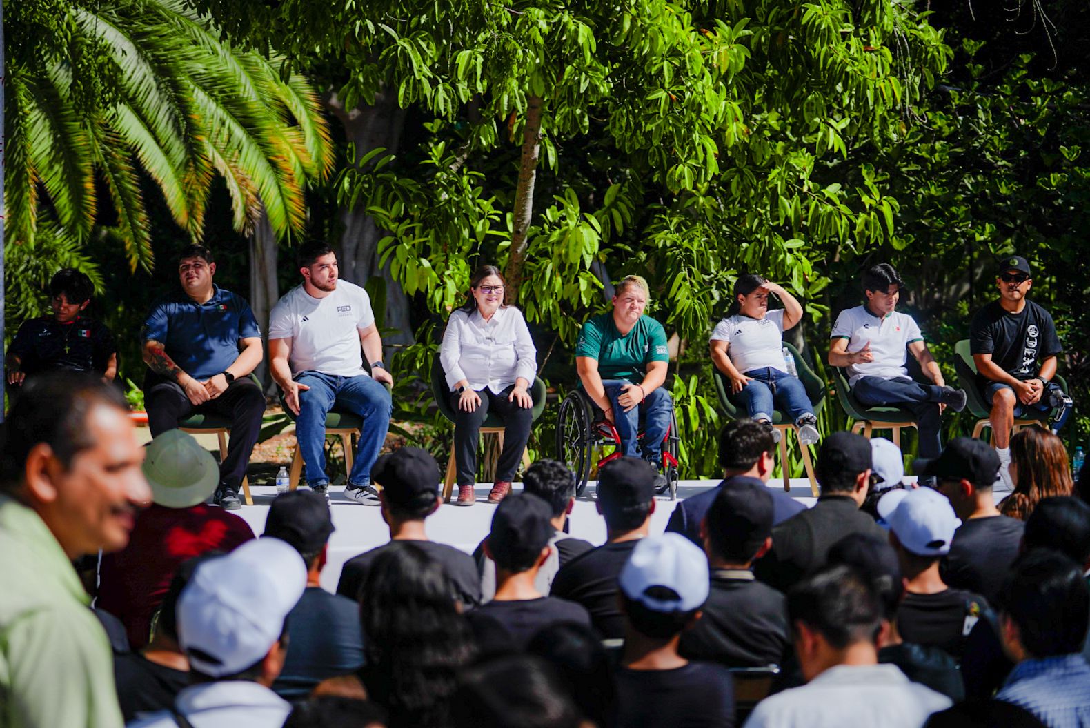 No son los tiempos… y sin embargo se mueven.
Fortalece el PT y PAS su estructura interna.
Imelda Castro sigue en campaña engañando con el enzarapado.
