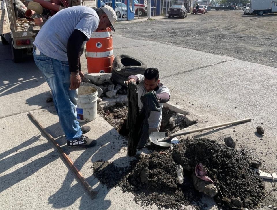 El abasto de agua en estas fiestas decembrinas está garantizado, a pesar de que el incremento en el consumo de la población no es significativo.