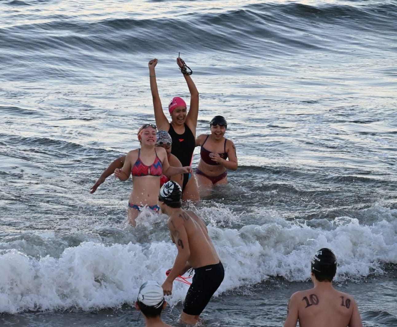 Presenta Comité Deportivo de Aguas Abiertas el calendario de competencias para 2026, que iniciará con un reconocimiento a los anteriores miembros del organismo