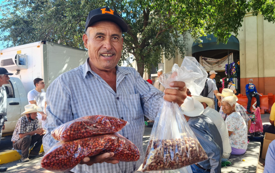 El chile chiltepín se está convirtiendo en un símbolo de orgullo para los habitantes del norte de México. Se trata de un picante costoso pero que enchila elegantemente, te explicamos por qué lo dicen.