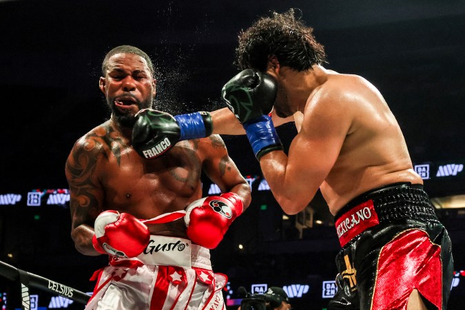 En un comunicado de prensa al que tuvo acceso BoxingScene, Zurdo Ramírez indicó que esta pelea será una guerra y, aunque tiene buena relación con el equipo de Benavídez, aseguró que saldrá ganador.