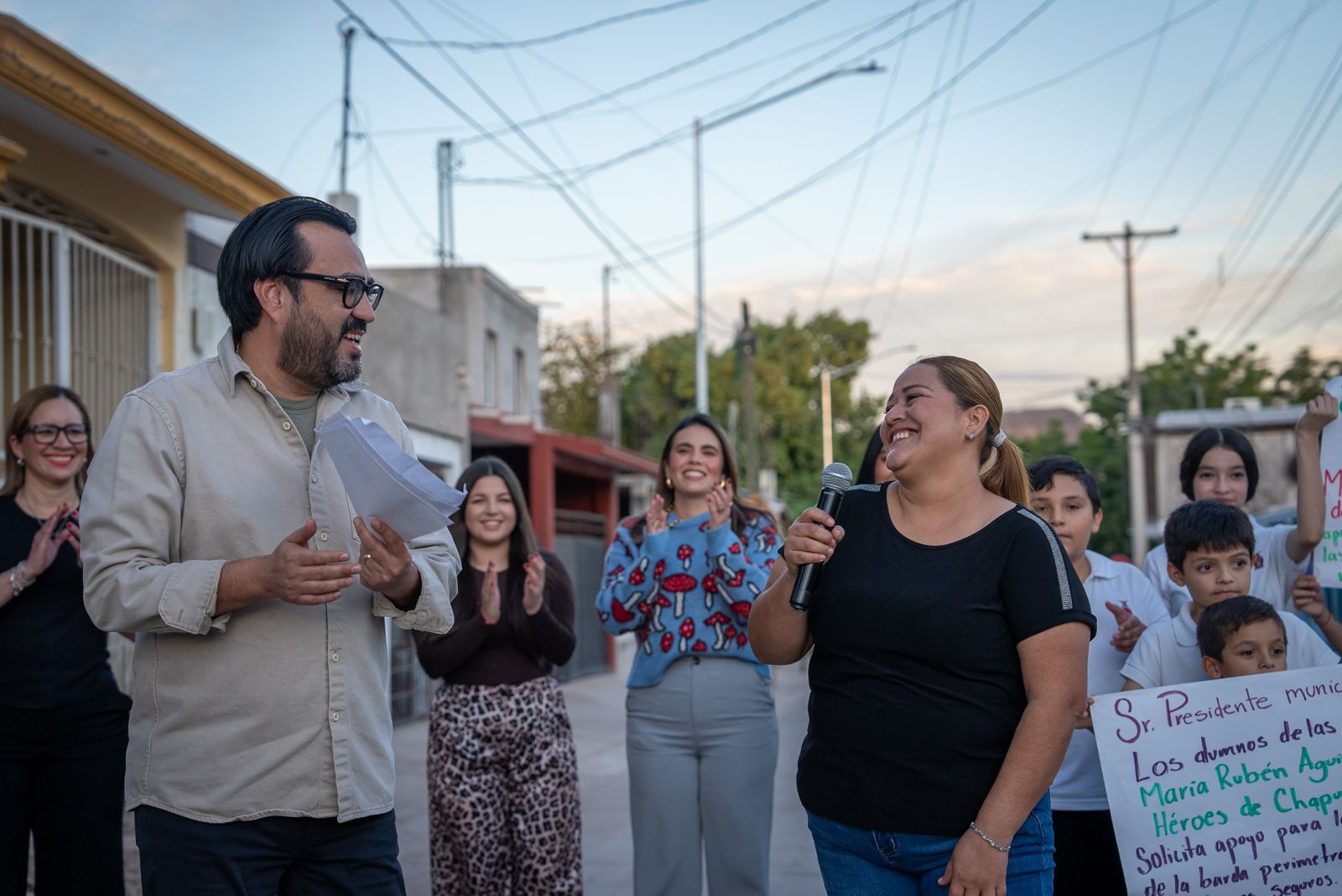 El alcalde Jesús de Dios Gámez con las pilas bien puestas.
Búsqueda de Certeza Jurídica para miles de familias es encomienda de Rocha Moya.
La UAS firme en su consolidación a pesar de las trabas.
Congreso del Estado determina se mantengan las tablas catastrales.
