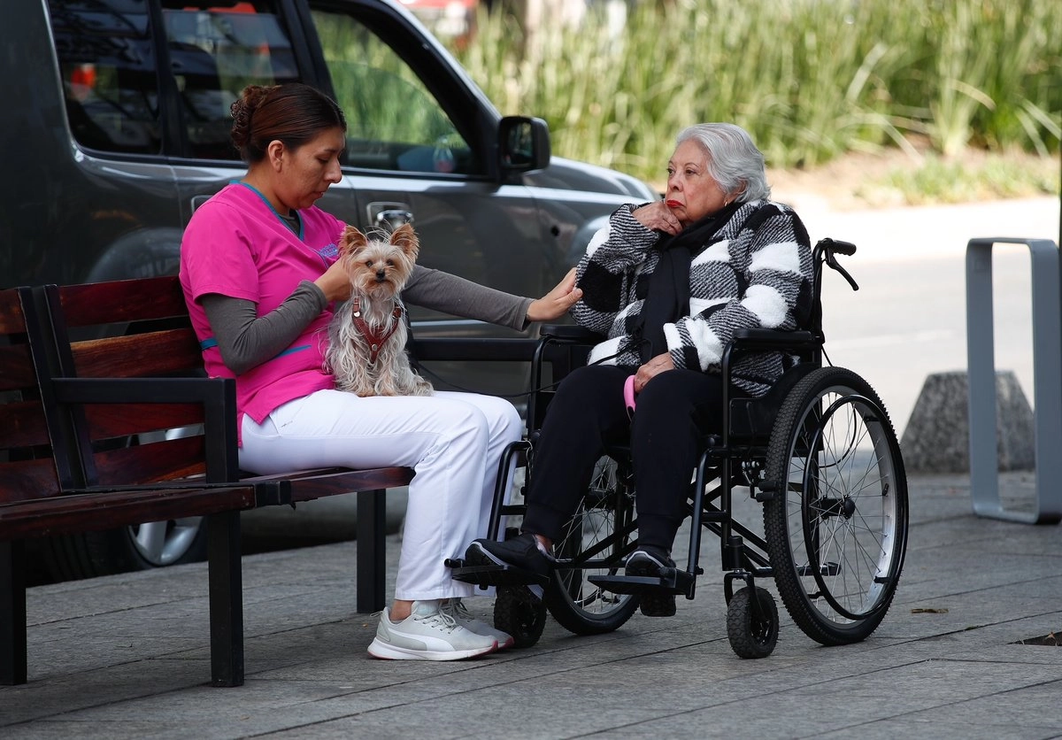 Año de retos y riesgos para la administración pública de los tres niveles.
Acabar con la polarización, obras, abatir rezagos y seguridad es prioritario.
Gran labor del personal de Aseo Urbano.
Cae Claudia en las encuestas.
Se avecina envejecimiento poblacional.
Presentan cifras impresionantes en materia de seguridad en Sinaloa.
