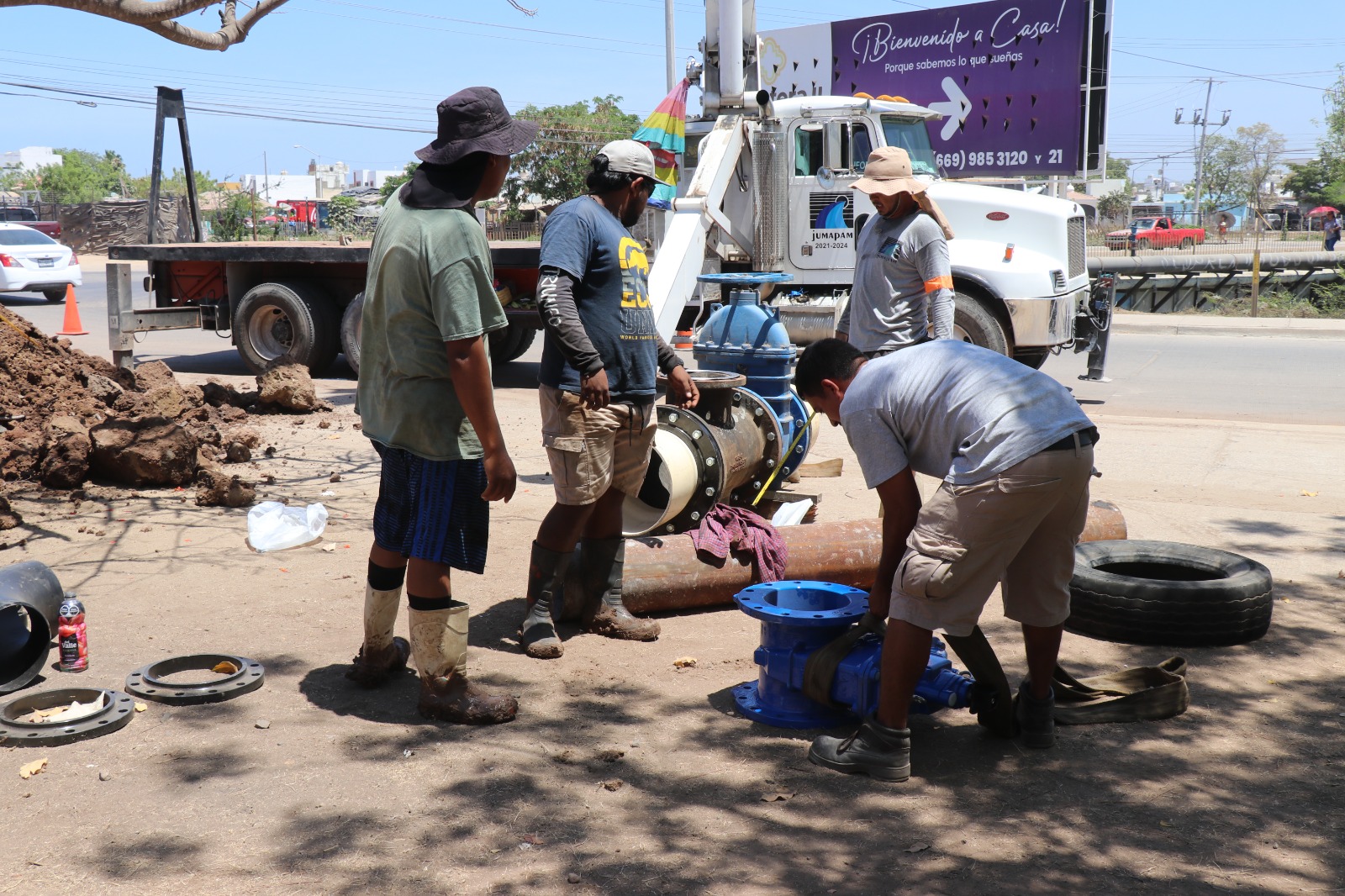 800 empresarios se han sumado al programa de evitar arrojar grasas al drenaje.
Hay 1,600 proyectos de obra en los que se avanza.
Cartera vencida suma ya 400 millones de pesos.
