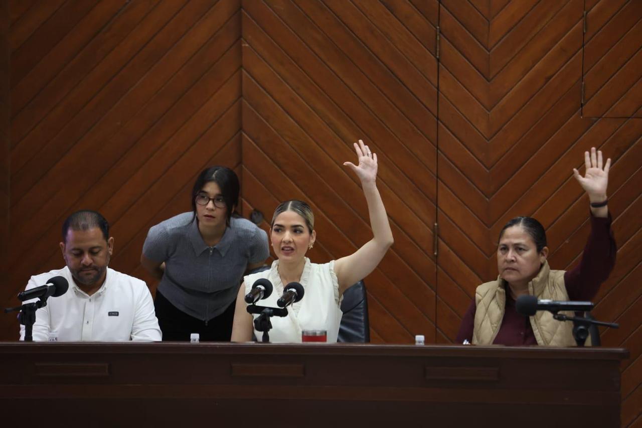 En sesión ordinaria, el Cabildo de Mazatlán autorizó remitir al Congreso del Estado de Sinaloa una iniciativa de decreto para adicionar Monte Sinaí al catálogo oficial, fortaleciendo el reconocimiento y los derechos de los pueblos originarios