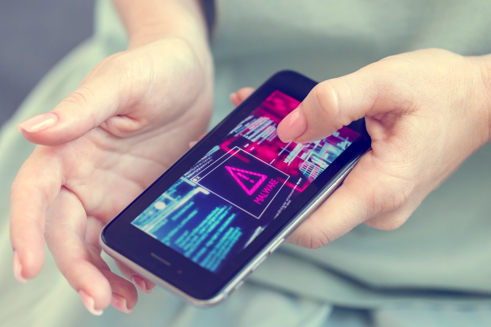 Además de estafas, uno de los casos más comunes es el robo de identidad.