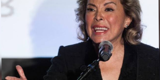 Preocupa Sarampión en Sinaloa y se abren macrocentros de vacunación.
¡Gerencia del PRI dice que no hay claridad en el combate al sarampión!.
¡¿Qué cree, ¿! Todavia existe la CTM!.
De risa loca. El cargador de portafolios de Quirino, quiere Auditor de la Federación ¡Moderno!
Rocha se reúne con familia de Ricardo Mizael.
Quitan un pelo al gato: Elba Esther debe pagar 19 millones al SAT.
