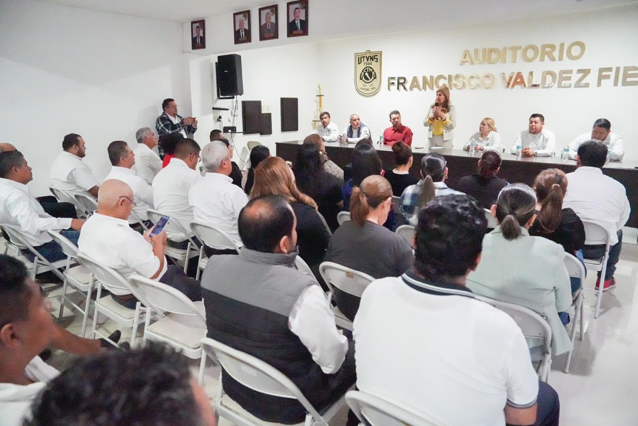El Congreso del Estado de Sinaloa iniciará un proceso de parlamento abierto con el gremio del transporte y especialistas en el ámbito, con el objetivo de actualizar la legislación en materia de movilidad.