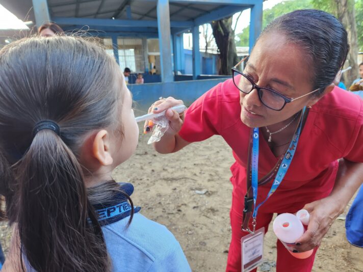 ¿Qué pasta de dientes deben usar los niños? Experta de la UAS explica la cantidad y el tipo ideal; flúor y porciones correctas según la edad