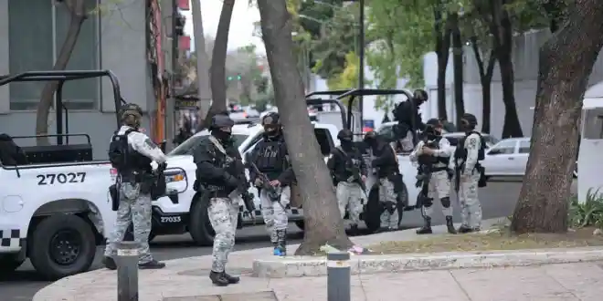 ¿Fue por presión?, o por iniciativa propia?.
¡Cómo anillo al dedo!, dijera el Clásico.
Descansará la Presidenta del acoso sobre las desviaciones de su movimiento.
Y, ahora, ante los hechos, pondrá el gobierno gringo su parte?.
El Batman Harfuch se la cobra después de seis años.
