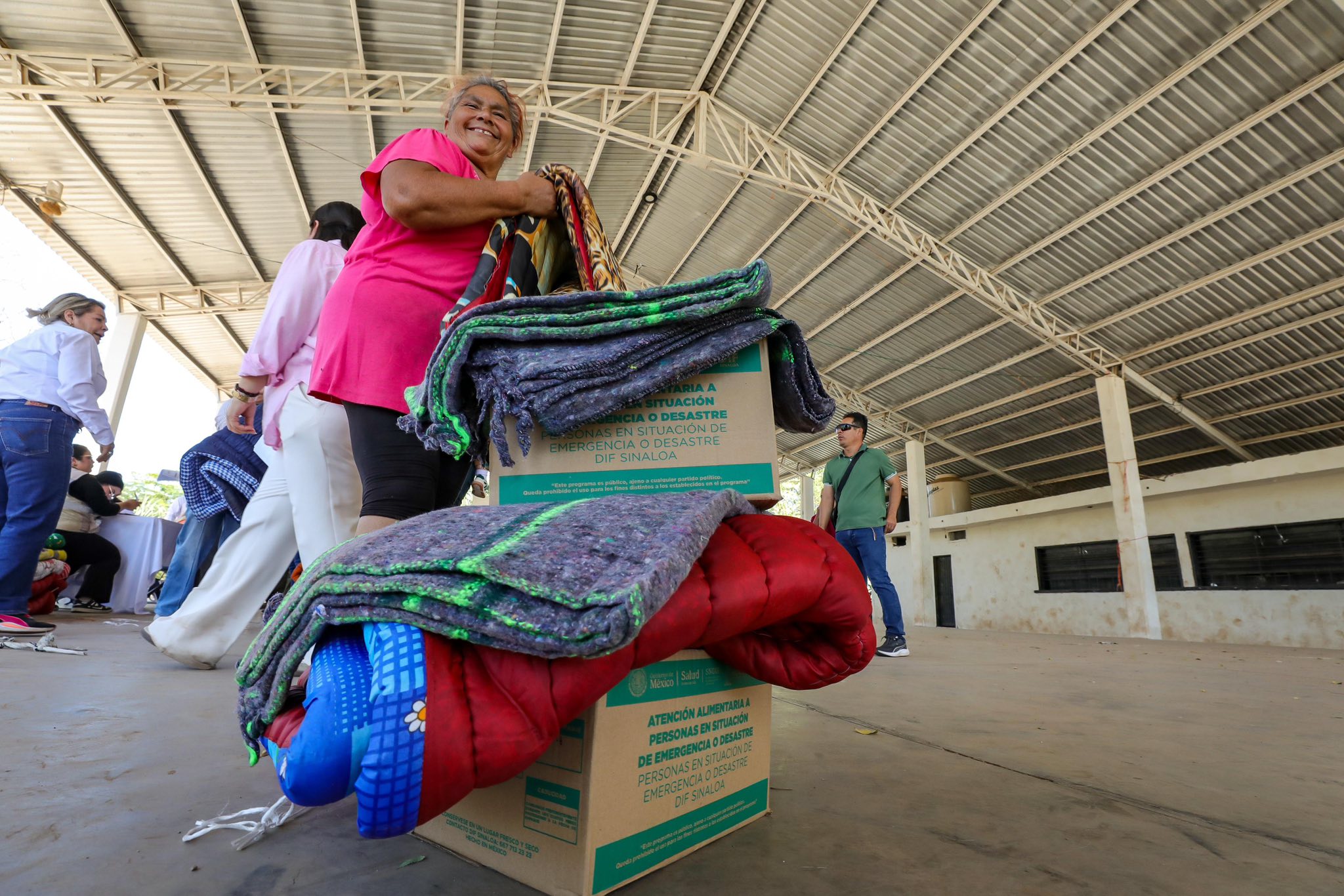 ¡Compromiso cumplido! DIF Sinaloa lleva apoyos a familias de 8 comunidades de Badiraguato