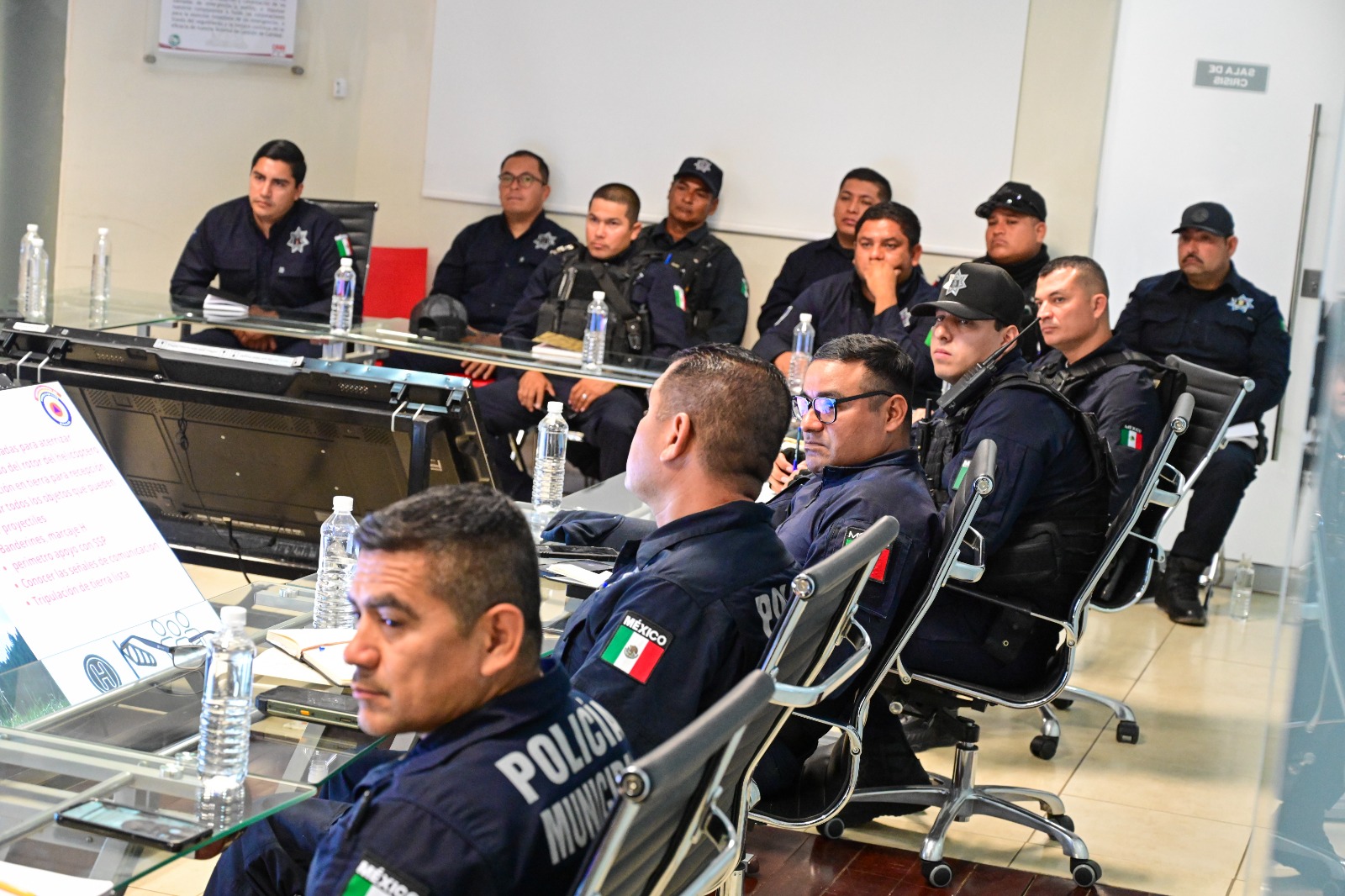 El taller impartido por Protección Civil, fue para directores, secretarios y coordinadores operativos en materia de seguridad de todo el estado, ante la proximidad de Semana Santa 2026