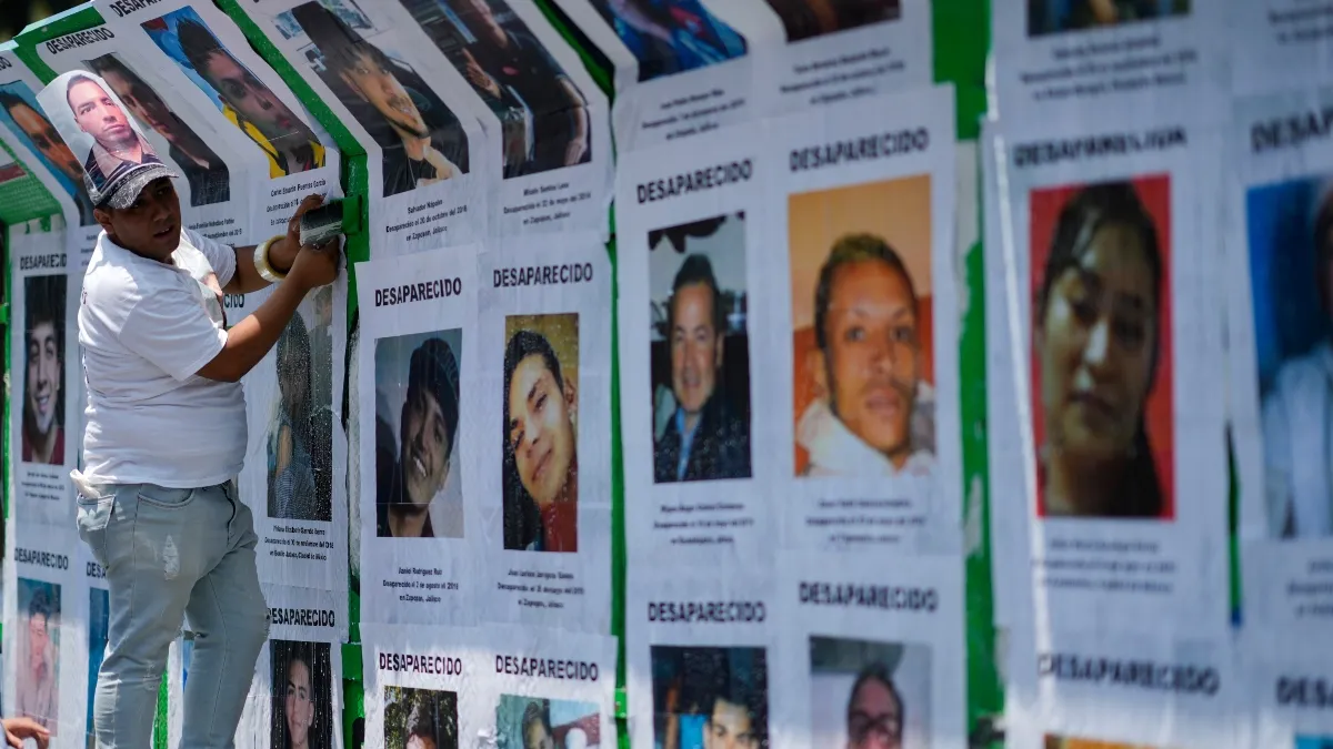 Estas cifras corresponden a un registro de 2006 a la fecha, mismo periodo en el que, además, se han localizado a 31,946 personas con reporte de desaparición
Personas desaparecidas
De 1952 a 2026 hay un registro de 394,645 personas desaparecidas, de las que 262,111 se localizaron.