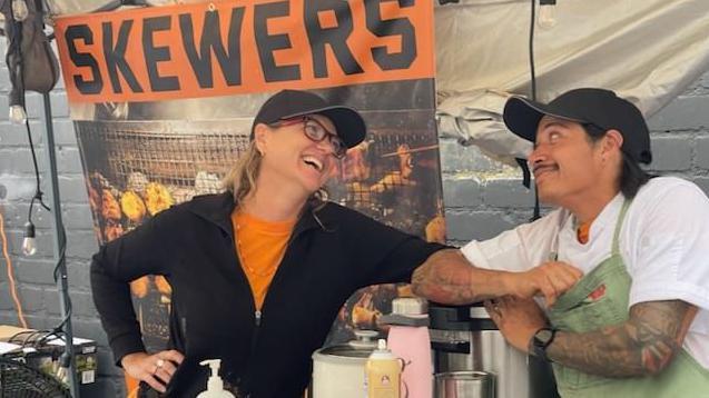 “El sueño mexicano”: las mujeres estadounidenses que se mudan a México para vivir con sus maridos deportados; analizado por BBC News.