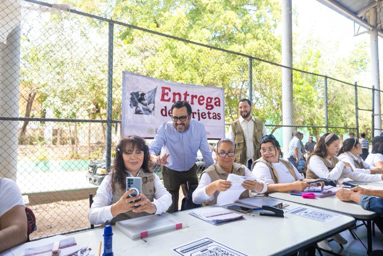 Exigen desde el Senado se aclare detención de dos entrenadores en Mazatlán.
No, no lo exige ni Imelda ni Enrique. Ellos como Juan Pirulero.
Denuncian formalmente al “Goldo” Marcelo.
Noroña enemigo público de Morena.
Para Juan de Dios la meta es el rescate total de Culiacán.
