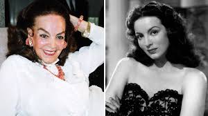 La siempre hermosa y plantosa, María de los Ángeles Félix Güereña; conocida como La Doña o María Bonita, nació un día como hoy 8 de abril de 1914 en Álamos, Sonora; e igualmente falleció; un día como hoy, 8 de abril pero de 2002, en Ciudad de México.
Fue la cuarta actriz más fotografiada del mundo. Filmó y triunfo no solo en México, sino en España, Francia, Italia y Argentina.
