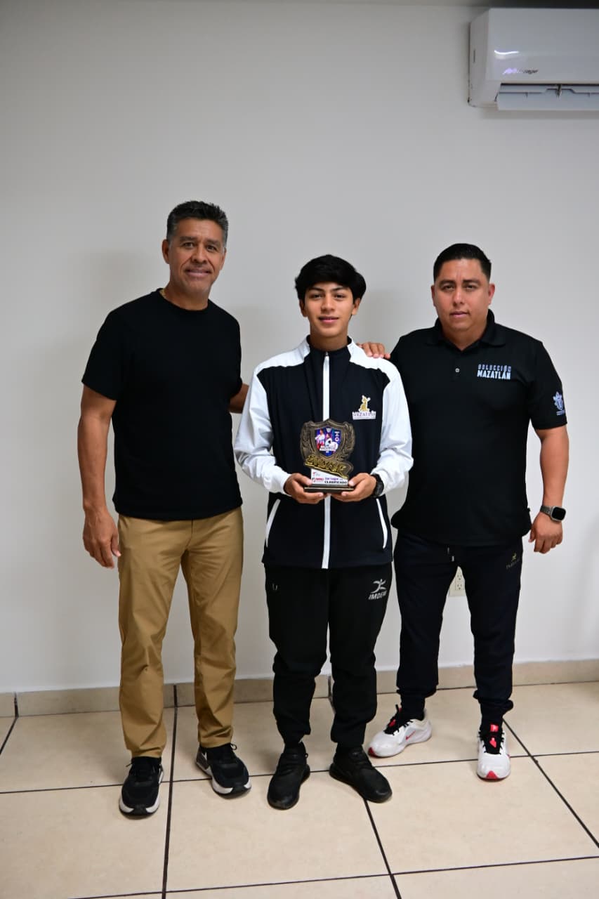 El taekwondoín mazatleco, Nery Frías, agradeció el apoyo que el Gobierno de Mazatlán le otorgó para asistir al Selectivo Nacional en Guadalajara, donde logró su pase al Mundial de Corea