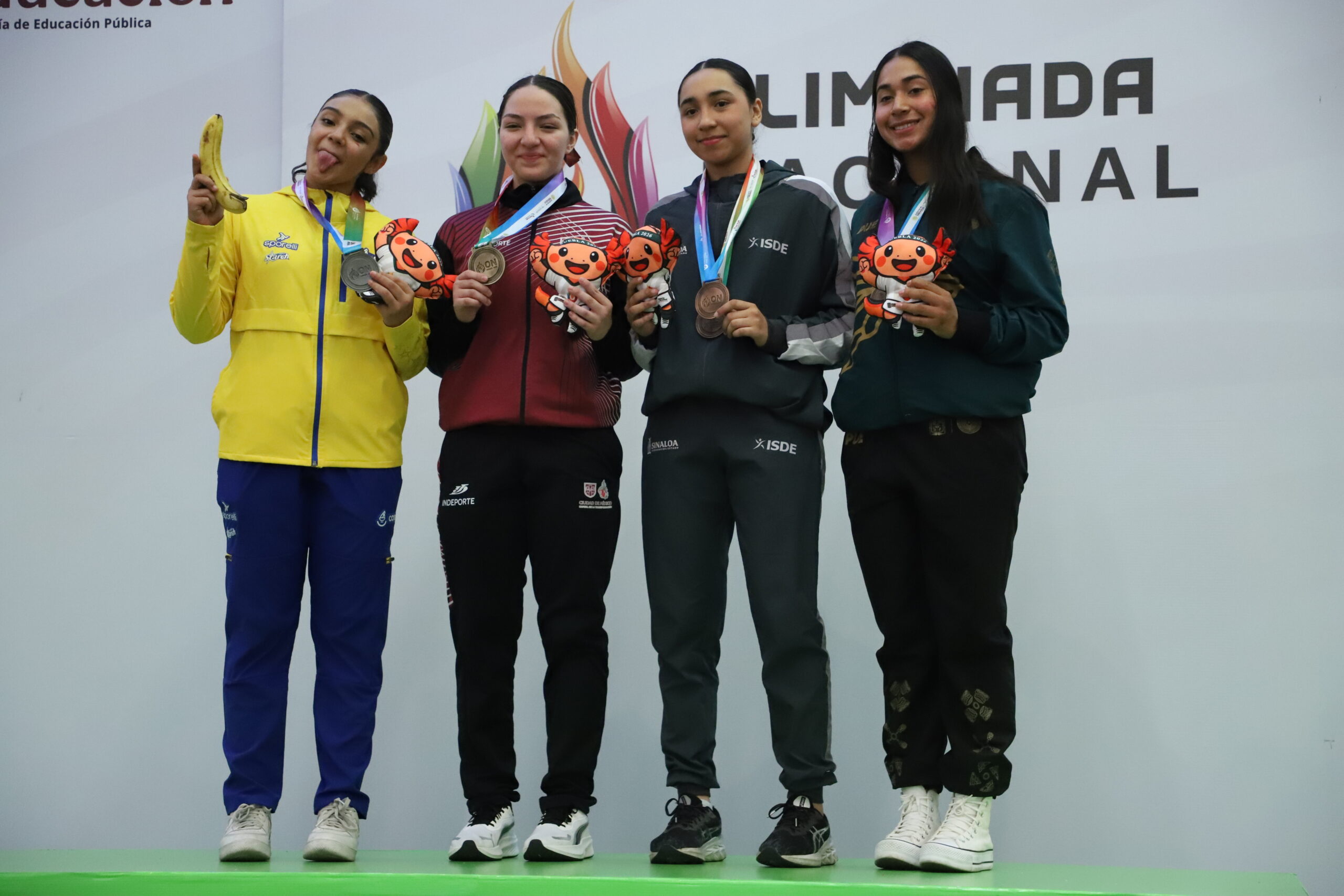 Arrolla delegación Sinaloa en la disciplina de Karate de la Olimpiada Nacional Conade.