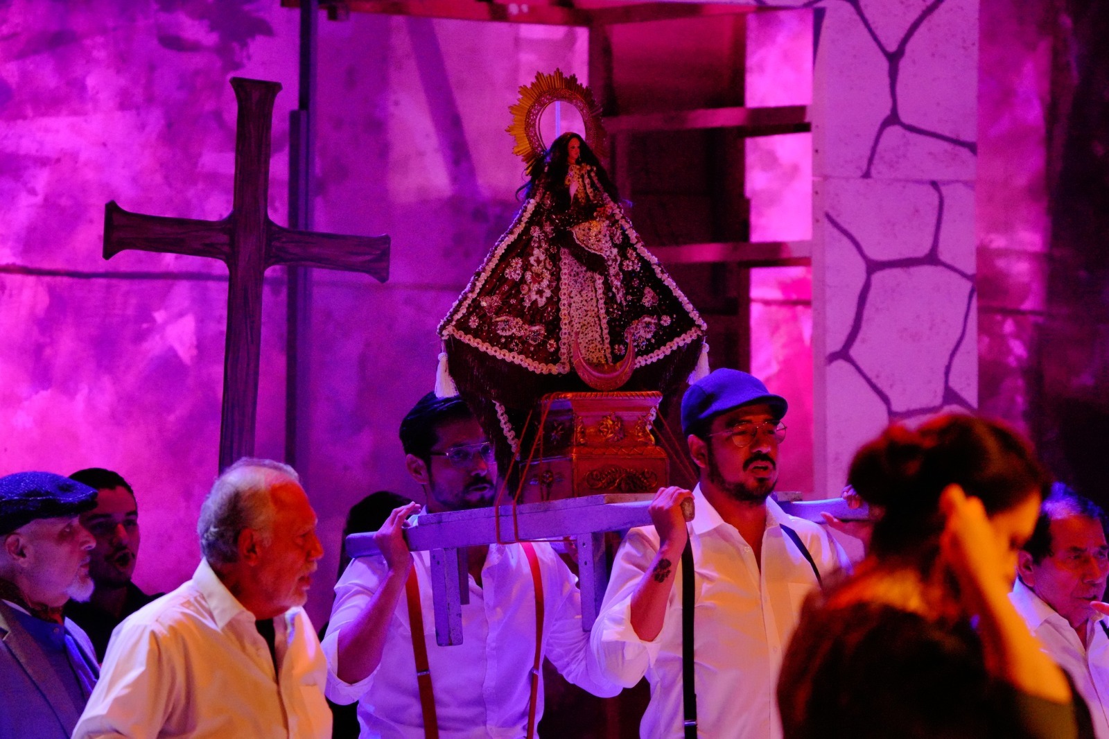 El Coro Ángela Peralta cosechó una brillante actuación durante su participación en el prestigioso Festival "Amado Nervo", celebrado en la ciudad de Tepic, Nayarit en honor al célebre poeta originario de esta tierra.