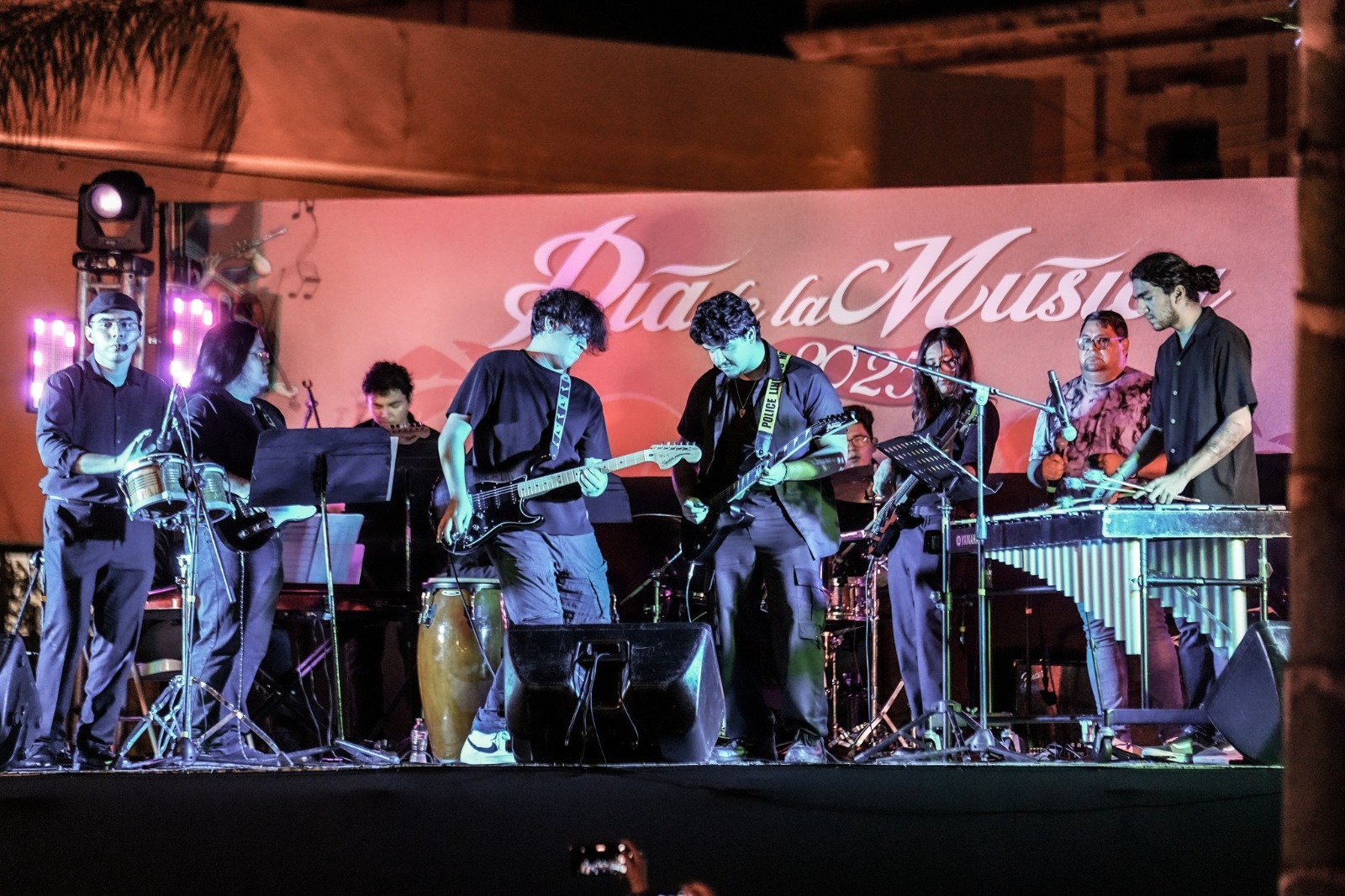 Desde las 5:00 de la tarde, el Día de la Música llenará de grandes voces y emociones la calle Constitución y el Kiosko de la Machado