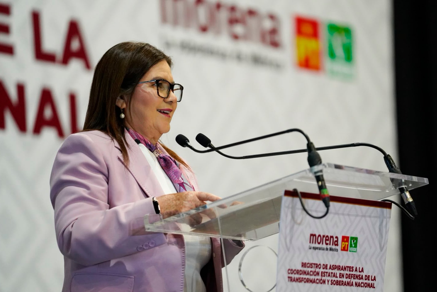 Después de la cargada viene la colada.
Se registraron 30 legisladores federales, que presentaron 870 iniciativas y les aprobaron SEIS.
Sí a Usted le dicen que hay violencia en Sinaloa, falta de empleo: ¡Cuidado! Te están desinformando.
Anda bravo el PAN, a pesar de que el TEESIN anda en la modorra, presentará nuevas denuncias.
