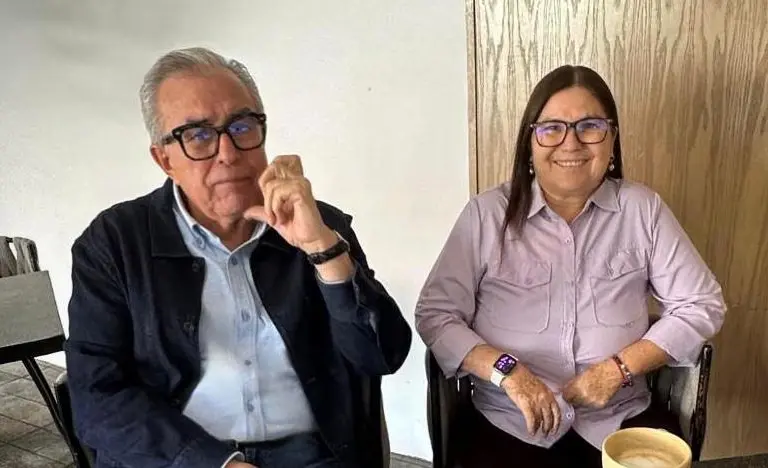 ¡Cuánta sensibilidad! Importa más un Pato que atender a Madres Buscadoras.
Siguen lucrando políticamente con la indignación por las altas tarifas eléctricas.
¡Ay, Nanita… l PAN sinaloense avienta la tarraya y ya pescaron a Estrada Burreiro!
La ausente come garnachas se pitorrea…