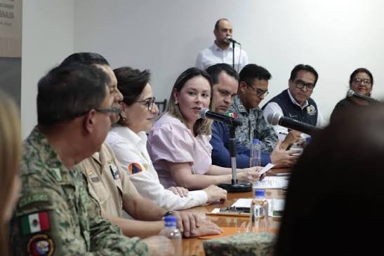 Elegantes bofetadas de Tere Guerra a Gerardo y al PT.
Gerente de Morena dice que registro no es garantía de candidatura.
¡Se va Feliciano, ¿acaso será el séptimo de la lista?!.
Nuevos consejeros electorales salieron más bravos que los que criticaban la 4T.
Sinaloa preparado para temporada de huracanes.
