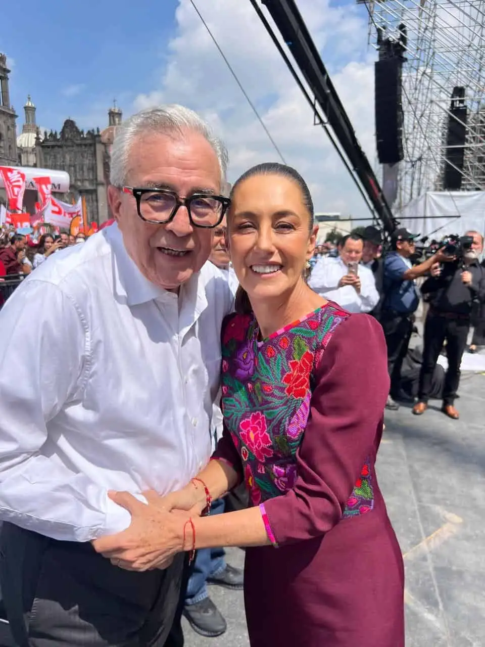 Inquietud entre los actores políticos por la posibilidad.
Día de protestas: de trabajadores del Poder Judicial y de ciudadanos contra el monopolio.
¡¡ Como se atreven a sentenciar  a Fernández Noroña??!! Magistrados de ultraderecha?.
