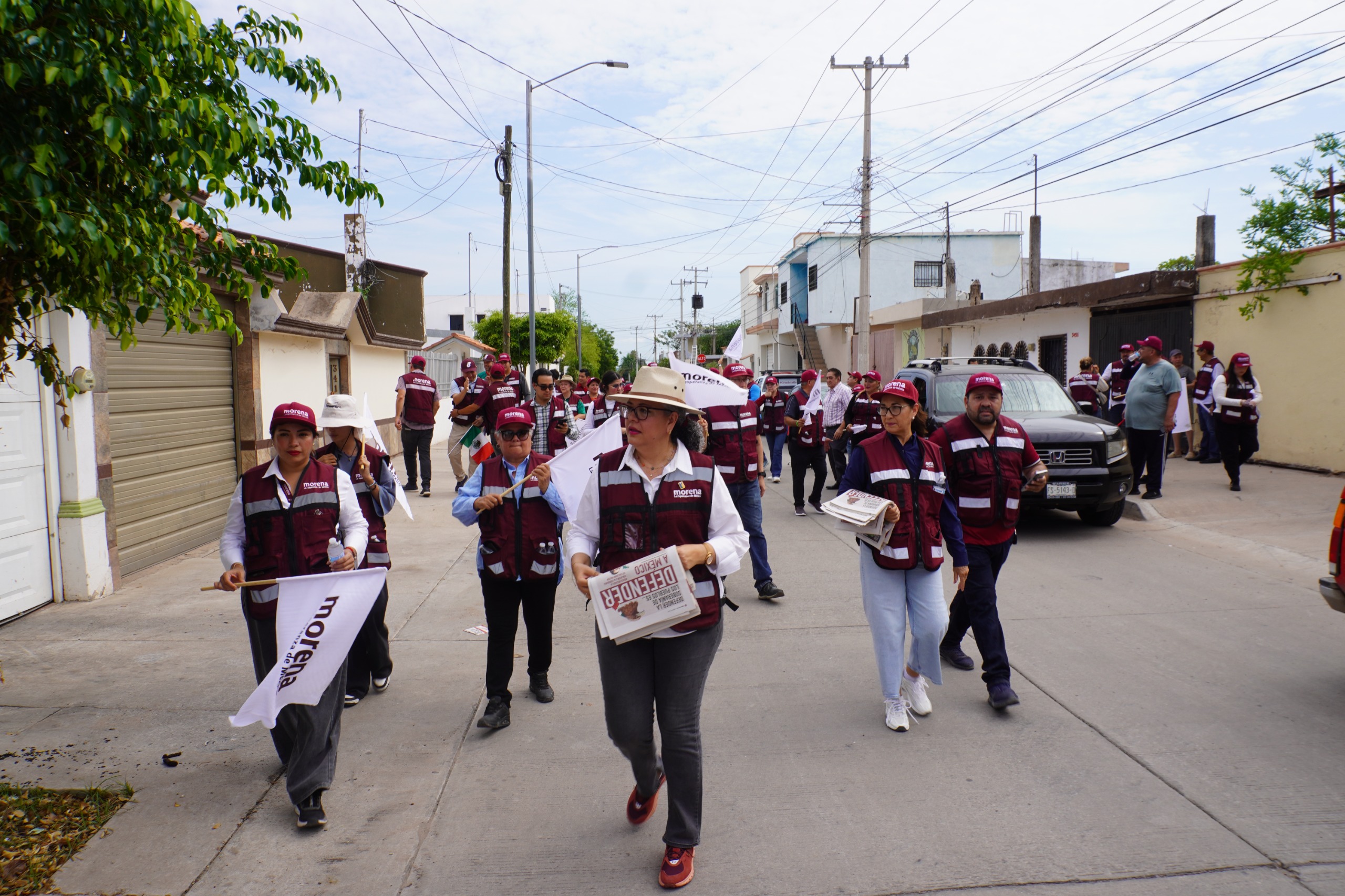 Graciela no cree en las cuchareadas y Tere dice que la mejor encuesta es la calle.
Gerardo Vargas regresa a donde empezó en el servicio público.
¡Que delicados… no quieren nepotismo ni reelección inmediata!.
La Ternurita Noroña se dice víctima. No lo quieren las feminazis.
Levanta paro en la UAS. ¡A disfrutar las vacaciones!