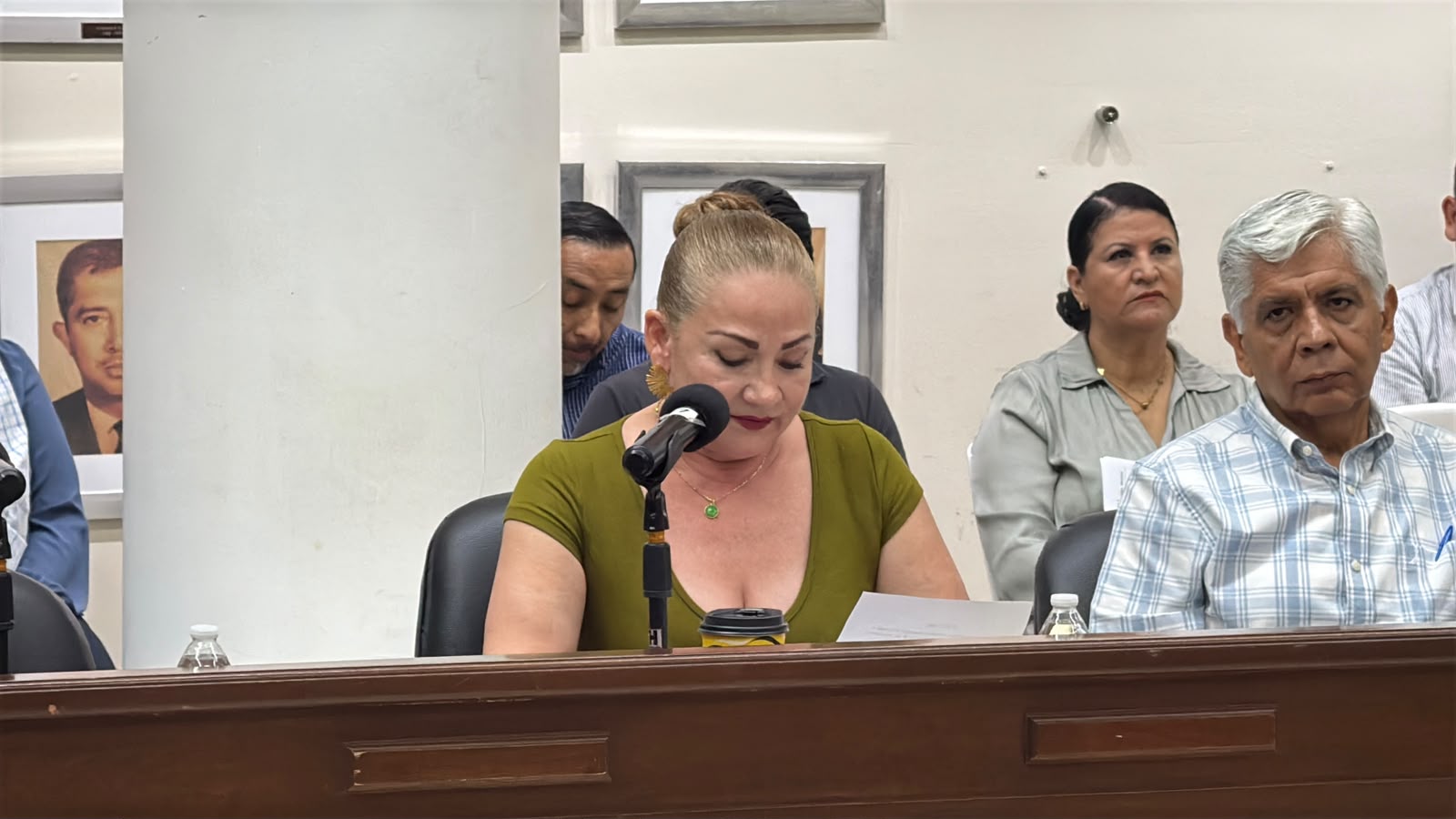 Si la reforma judicial era tan sólida porque ahora necesitan corregirla?, cuestionó.