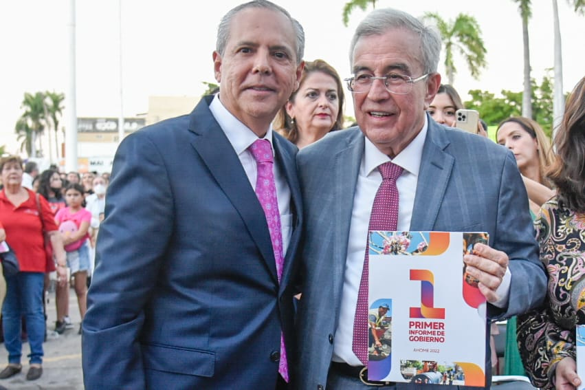 Empiezan a canibalizarse entre ellos.
El Señor del Trébol es el alhuate del proceso.
No tenemos ningún acuerdo con nadie: Robespierre.
Olegaria Carrazco no descuida el trabajo legislativo.
