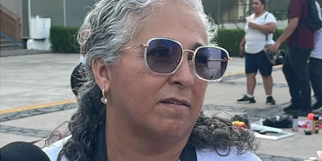 A quien le conviene que la situación no se componga en Sinaloa?.
Ahora resulta que protegen políticos y a ciudadanos no, como queda demostrado en hechos.
Gobernadora Graciela Domínguez inicia intensa gira por el estado.
Aceleran paso en Sinaloa los naranjas y tricolores.
Centro de Mazatlán en pleno abandono.
