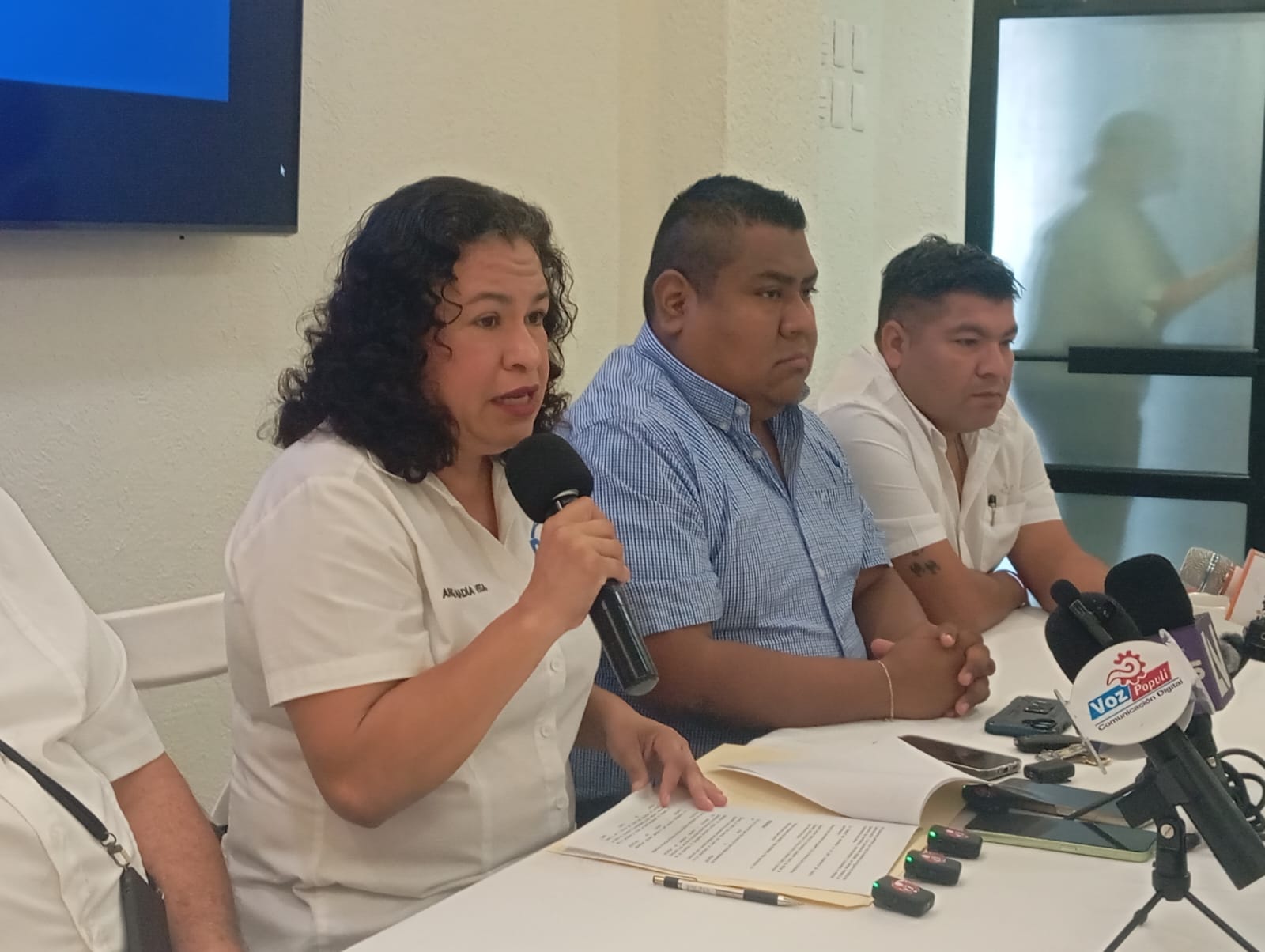 Coincidencias… Lamentable la descomposición en Mazatlán: PAN y MC.
Aspirantes se mueven y en el PRI también.
