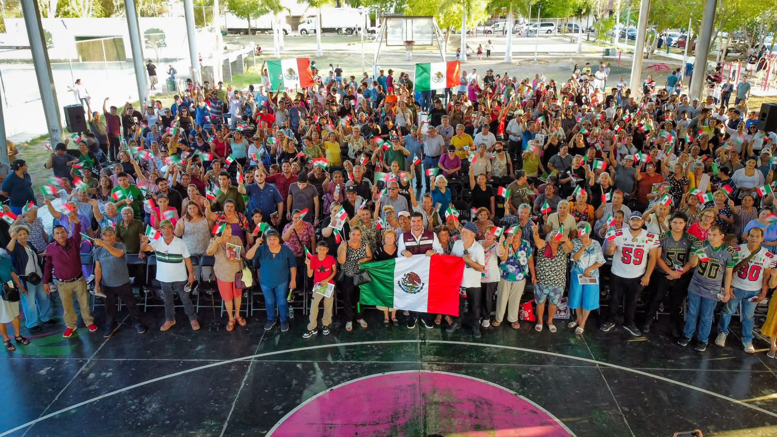 Coincidencias… Lamentable la descomposición en Mazatlán: PAN y MC.
Aspirantes se mueven y en el PRI también.
