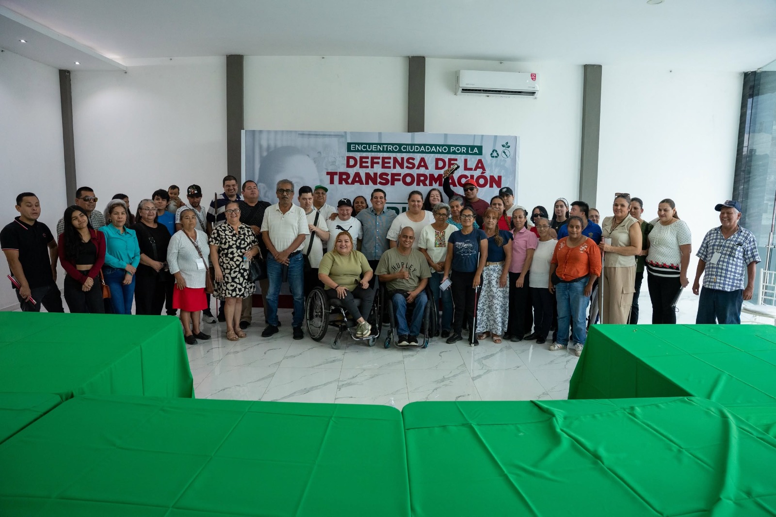 Coincidencias… Lamentable la descomposición en Mazatlán: PAN y MC.
Aspirantes se mueven y en el PRI también.
