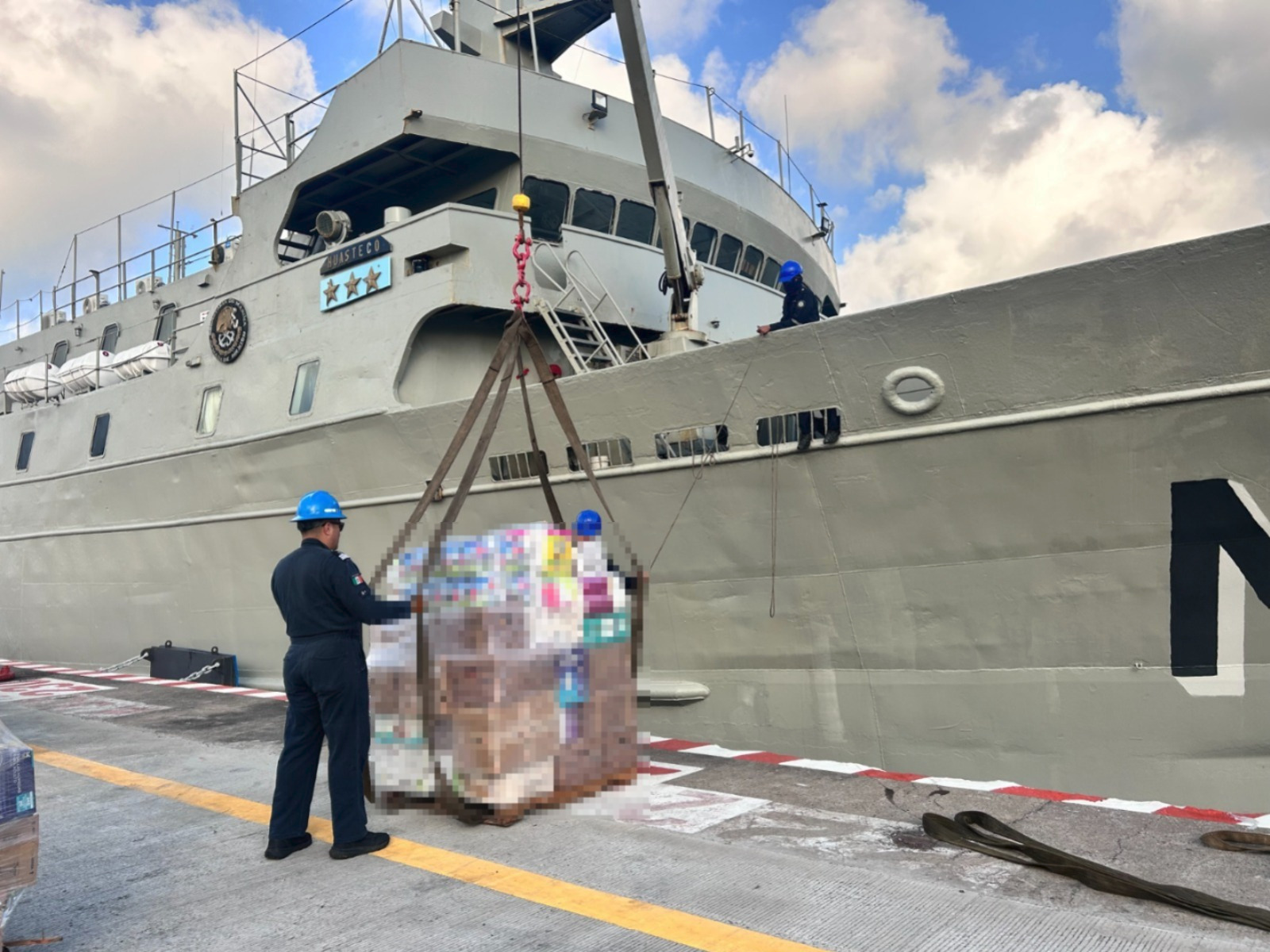 • Marina traslada vía marítima más de 718 toneladas de ayuda humanitaria al pueblo venezolano.
