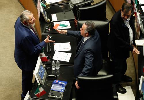 Se arropa en su concha Enrique Inzunza Cazares.
“No me falte al respeto”, dijo a Paloma Sánchez.
Golpe a la imagen de la alcaldesa Estrella Palacios.
En seguridad la realidad desmiente las cifras.