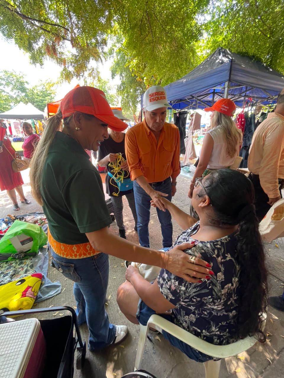 Se presenta el partido Somos en Sinaloa.
Ni se alboroten los de enfrente expresa el Pío Esquer.
El Duende Verde presume estructura.
¡Mazatlán apetecible para quienes están dispuestos a sacrificarse!
Le ha tupido macizo a Su gracioso Majestad de Elota.