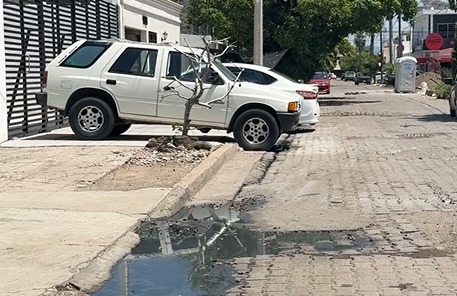 La obra registra un avance del 80 por ciento y solo restan seis descargas por interconectar en la calle 2 de Abril