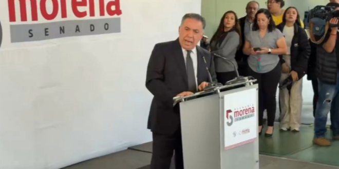 El Senador es inmaculado y una victima
Está tan convencido de su inocencia y de ser un ser inmaculado, que el Senador se defiende a sí solo.
Es el momento más vergonzoso de la historia legislativa del país dice la Lily.
Olegaria Carrazco informa sobre los detalles de la plenaria de diputados de Morena.
PRI Sinaloa entrega mochilas a estudiantes en el inicio de clases y el Duende Verde anuncia gira de agradecimiento.