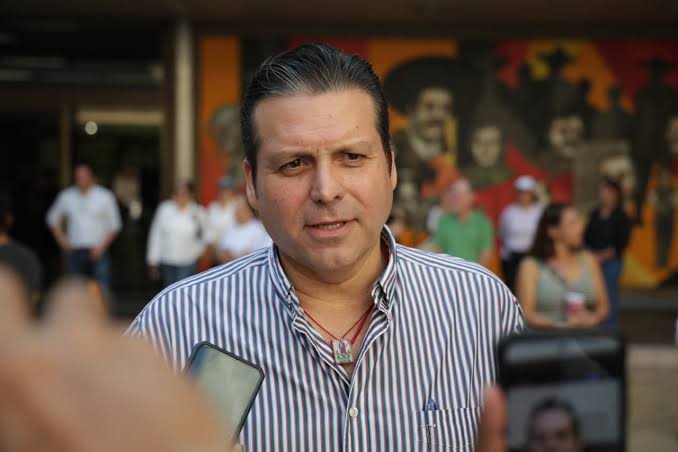 Mario Zamora se abre de capa y busca amplia alianza electoral en Sinaloa.
Resalta Olegaria Carrazco Macías trabajo legislativo.
4 de noviembre emiten Convocatoria para sustituir a Doña Guadalupe Taddei.
Precampañas en Sinaloa inician hasta el 4 de enero.
Continúa Graciela con la limpieza.