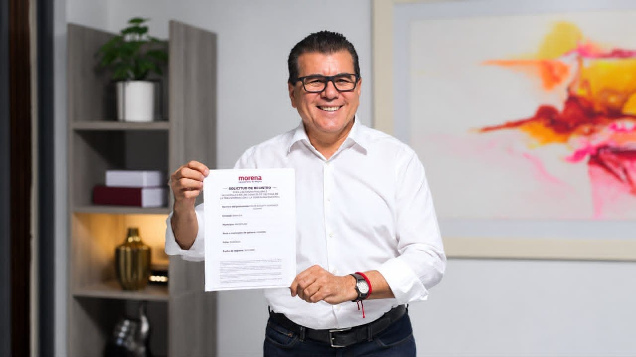 Se reúne Mario Zamora con García Harfuch.
Cascada de registros en Morena para encabezar coordinaciones municipales.
Pavimenta Duende Verde candidatura al 2030.
En Culiacán recuerdan a mujeres víctimas de feminicidio.
