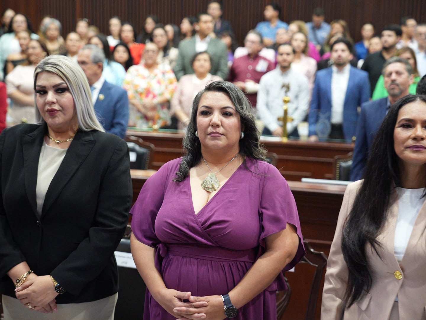 El Congreso del Estado de Sinaloa entregó este miércoles el Premio a la Mujer Rural 2026 a Analai Sipatly Valenzuela Higuera, por su contribución al desarrollo del estado y por representar un ejemplo a seguir por las mujeres rurales, desde su actividad pesquera, particularmente por el impulso al cuidado de especies marinas y moluscos bivalvos.