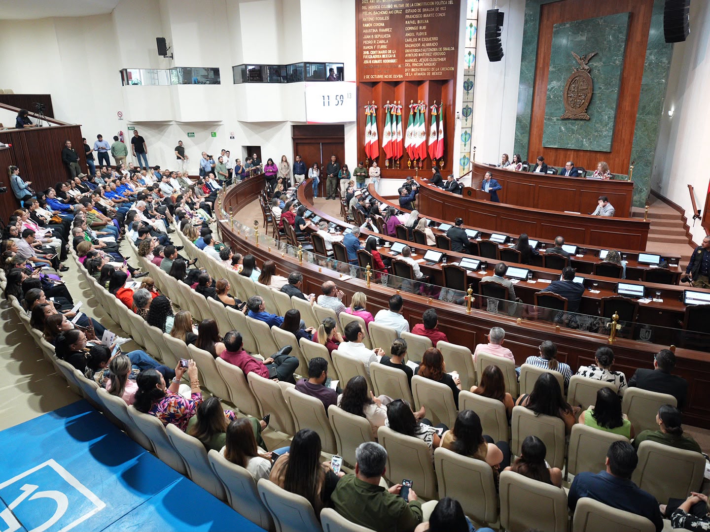 El Congreso del Estado de Sinaloa entregó este miércoles el Premio a la Mujer Rural 2026 a Analai Sipatly Valenzuela Higuera, por su contribución al desarrollo del estado y por representar un ejemplo a seguir por las mujeres rurales, desde su actividad pesquera, particularmente por el impulso al cuidado de especies marinas y moluscos bivalvos.